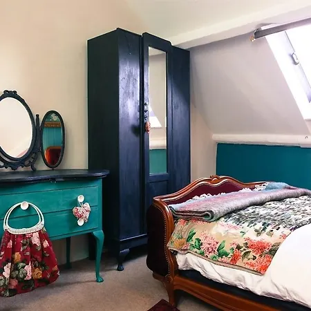 Dotty's Boutique Отель 4*